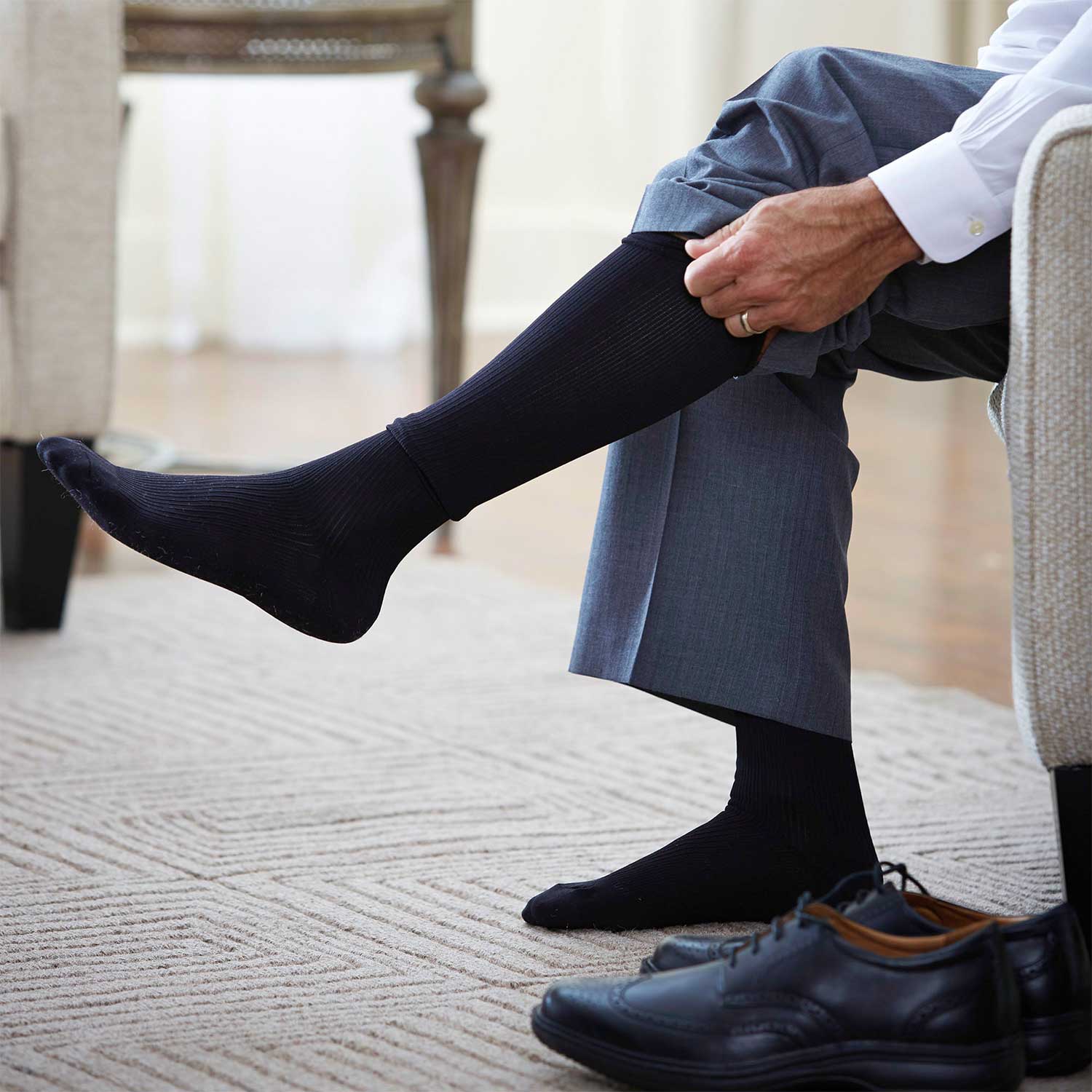 Ames Walker: Men's Compression Socks