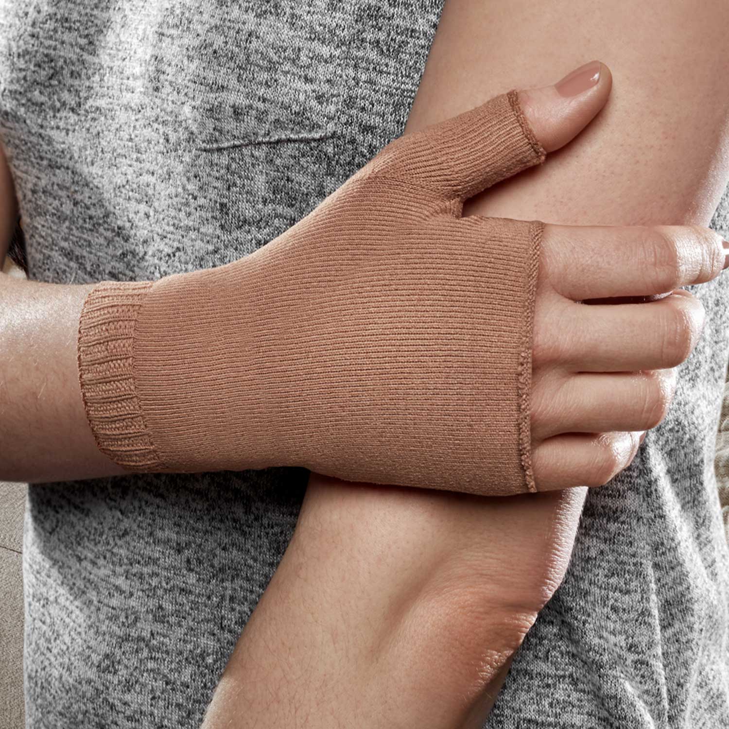 Lymphedema Gauntlets & Compression Gloves