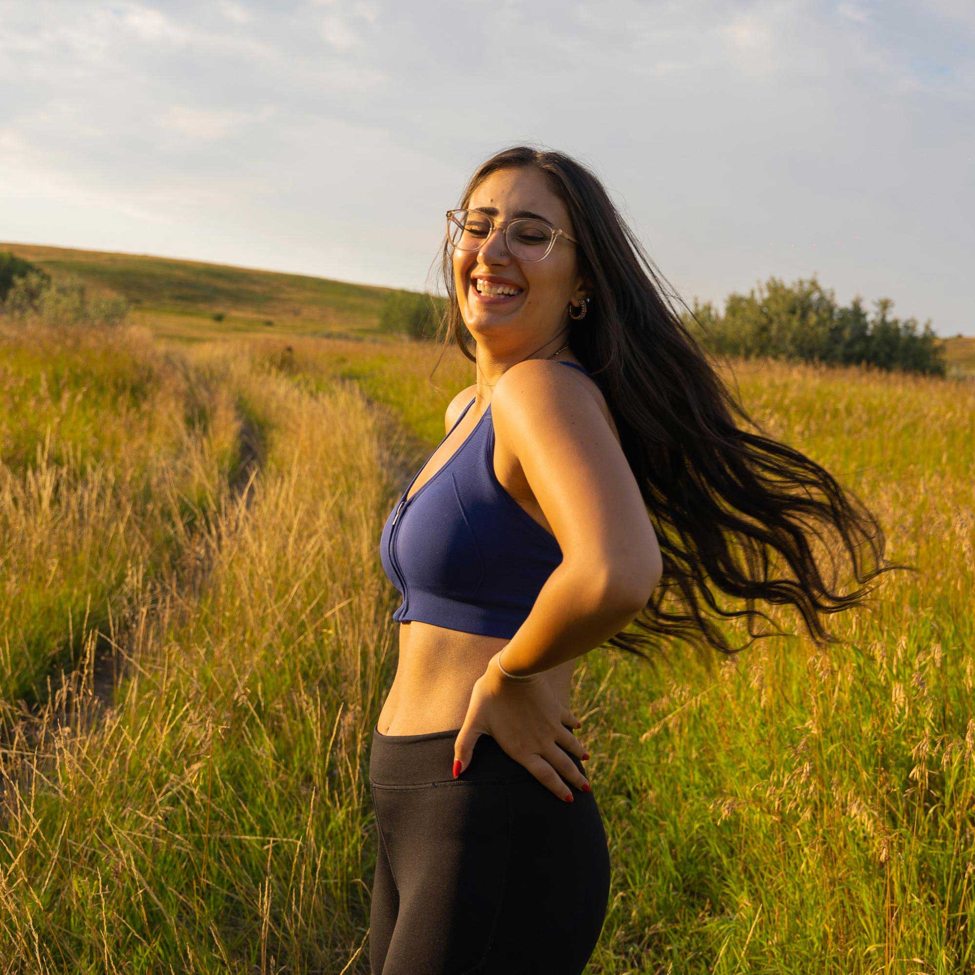 Prairie Wear Hugger LUMA Compression Bra | Ames Walker