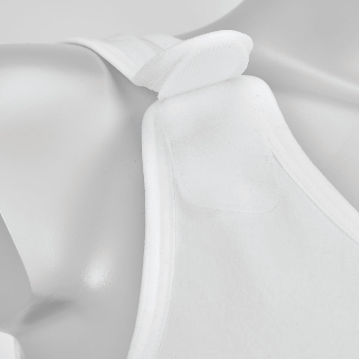 Amoena Malia Front Closure Top Kit