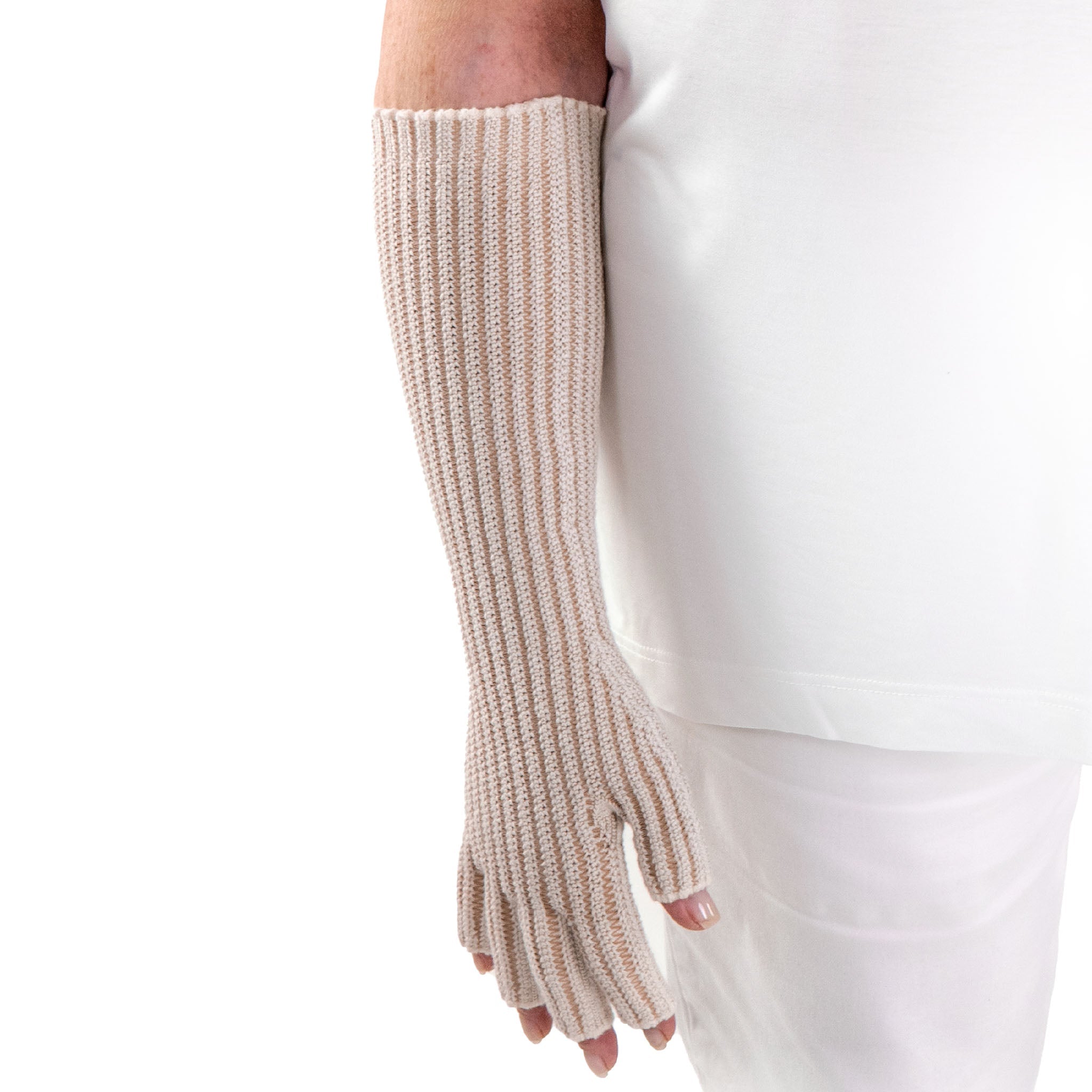 Haddenham Comfiwave Glove to Elbow 15-21mmHg | Ames Walker
