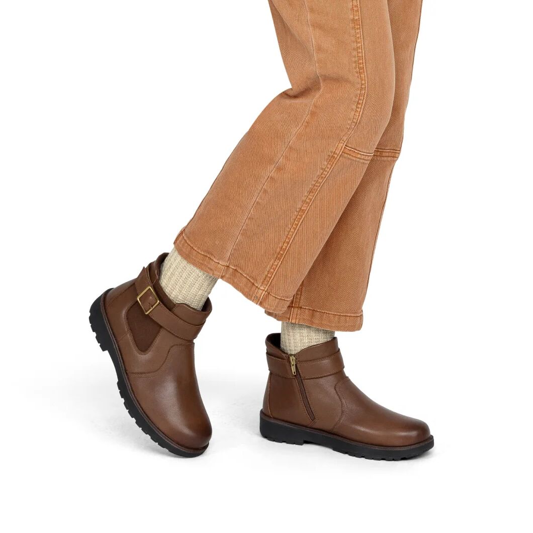 OrthoFeet Scarlett Women's Alpine Lugboot