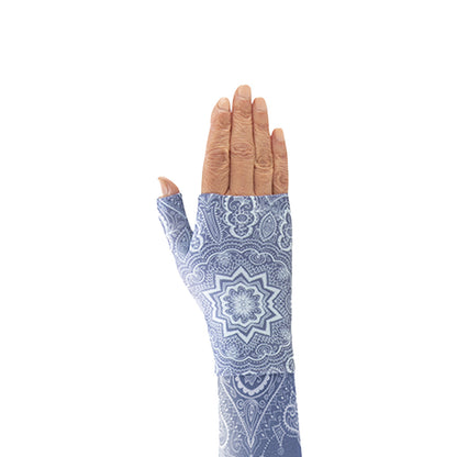Juzo Soft 2002 Print Classic Gauntlet - 30-40 mmHg Left in Vintage Blue
