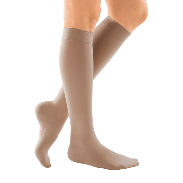 Medi Comfort Closed Toe Knee Highs -15-20 mmHg - Natural 
