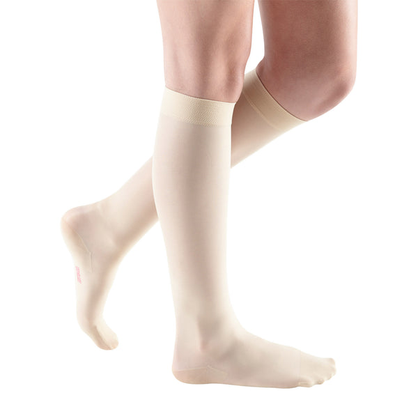 Medi Sheer & Soft Closed Toe Knee Highs- 15-20 mmHg - Wheat